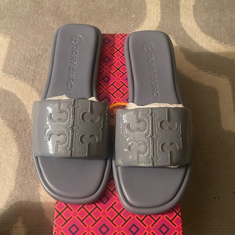 Women Tory Burch slippers blue size 8